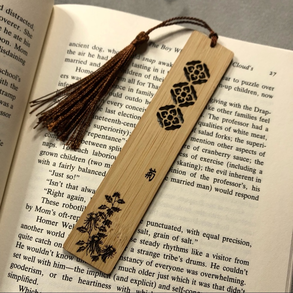 Wooden Bookmark ~ Beautiful Etched Design ~ Brand New!